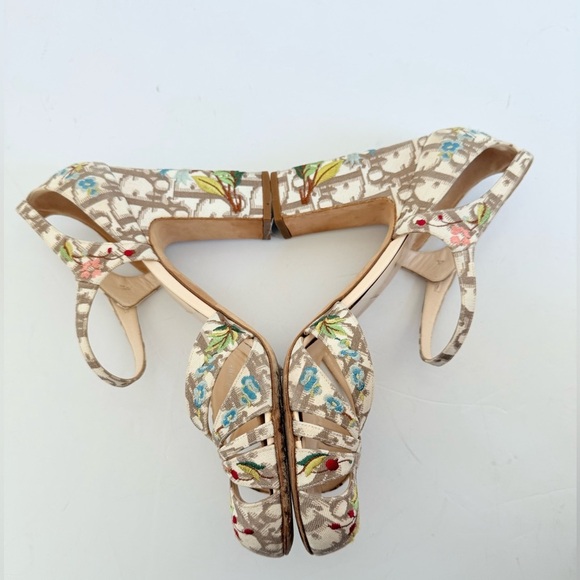 Dior Multicolor Canvas Floral Embroidered Diorissimo  Mary Jane Pumps EU 40.5 - Picture 8 of 14